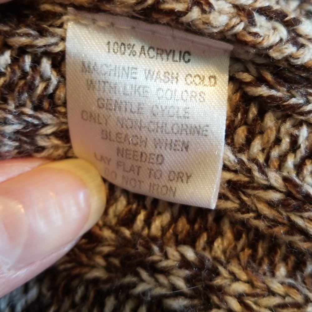 Sweater - Picture 5 of 5